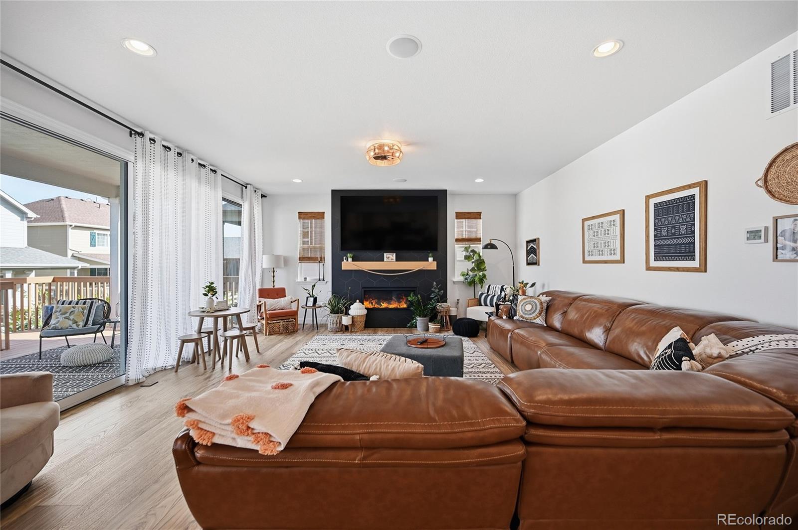 MLS Image #12 for 7254 s waterloo way,aurora, Colorado
