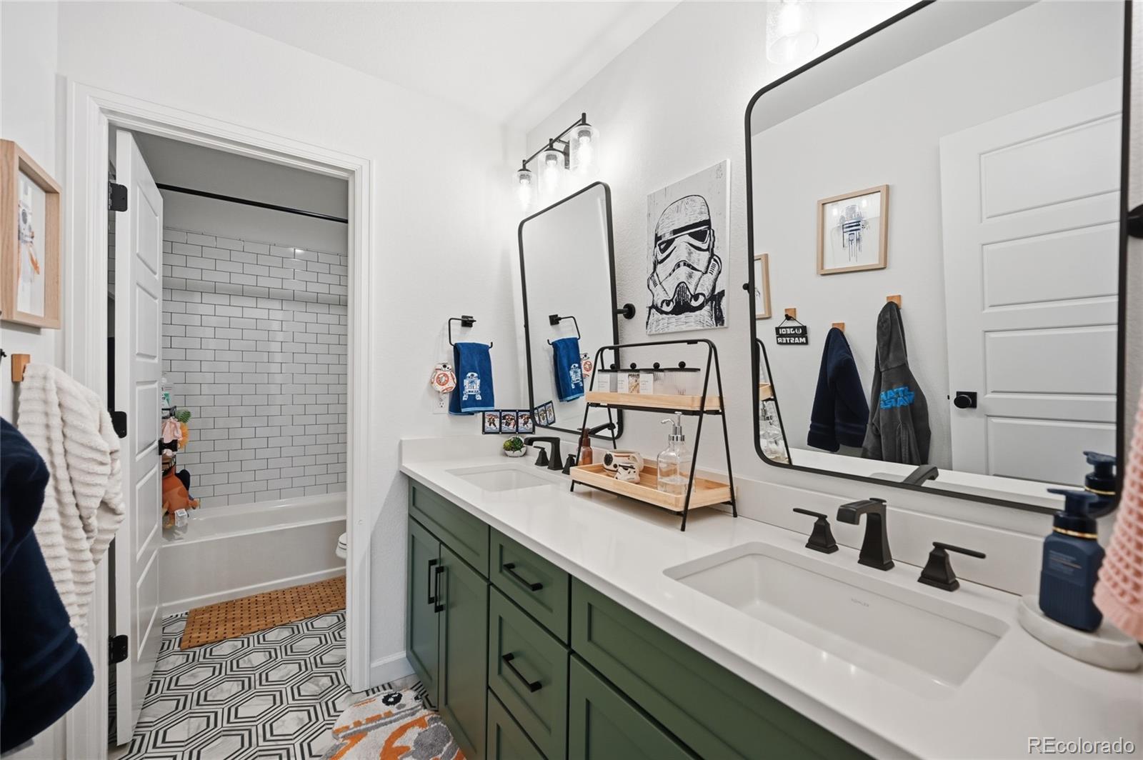 MLS Image #24 for 7254 s waterloo way,aurora, Colorado