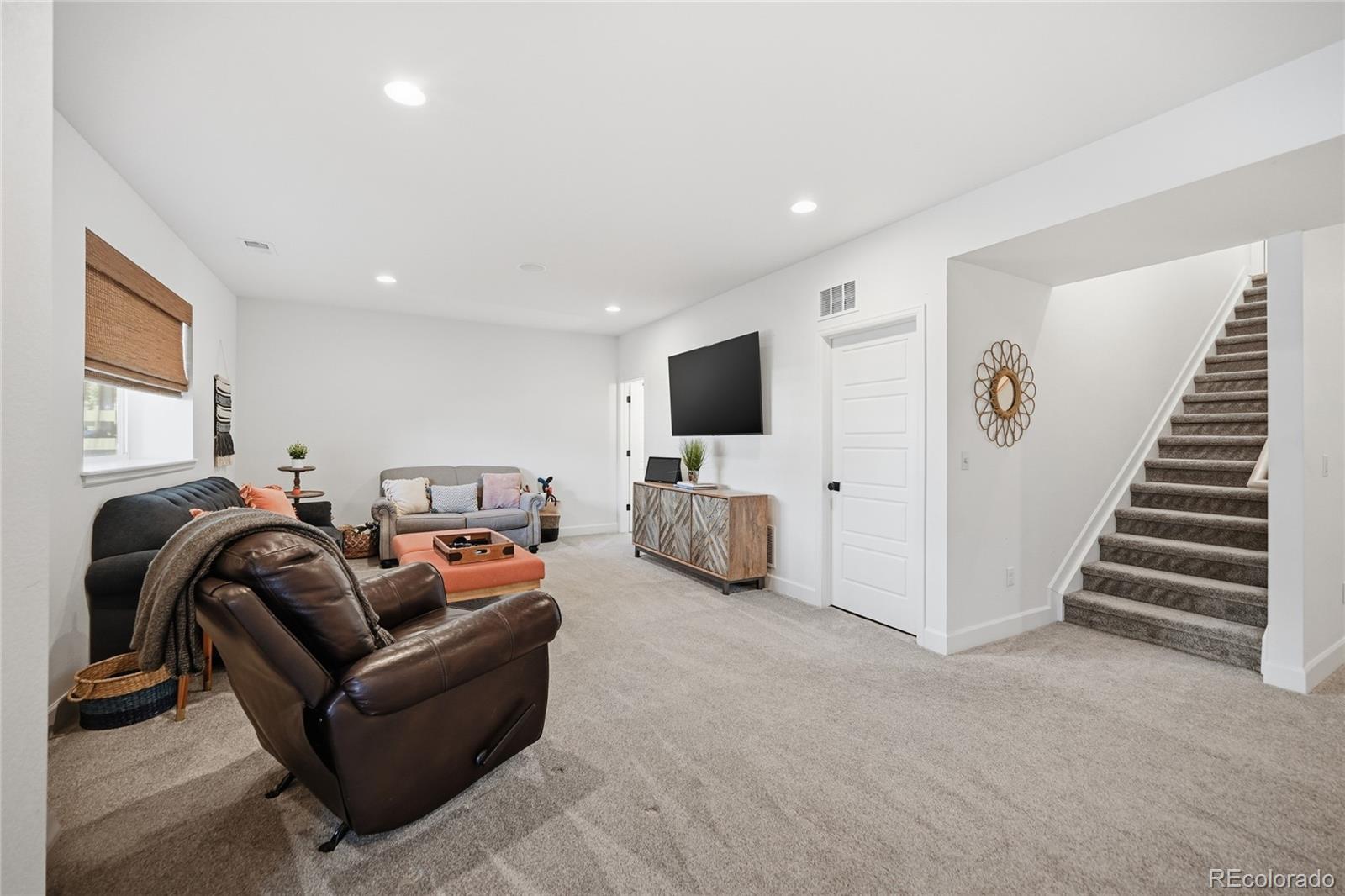 MLS Image #29 for 7254 s waterloo way,aurora, Colorado