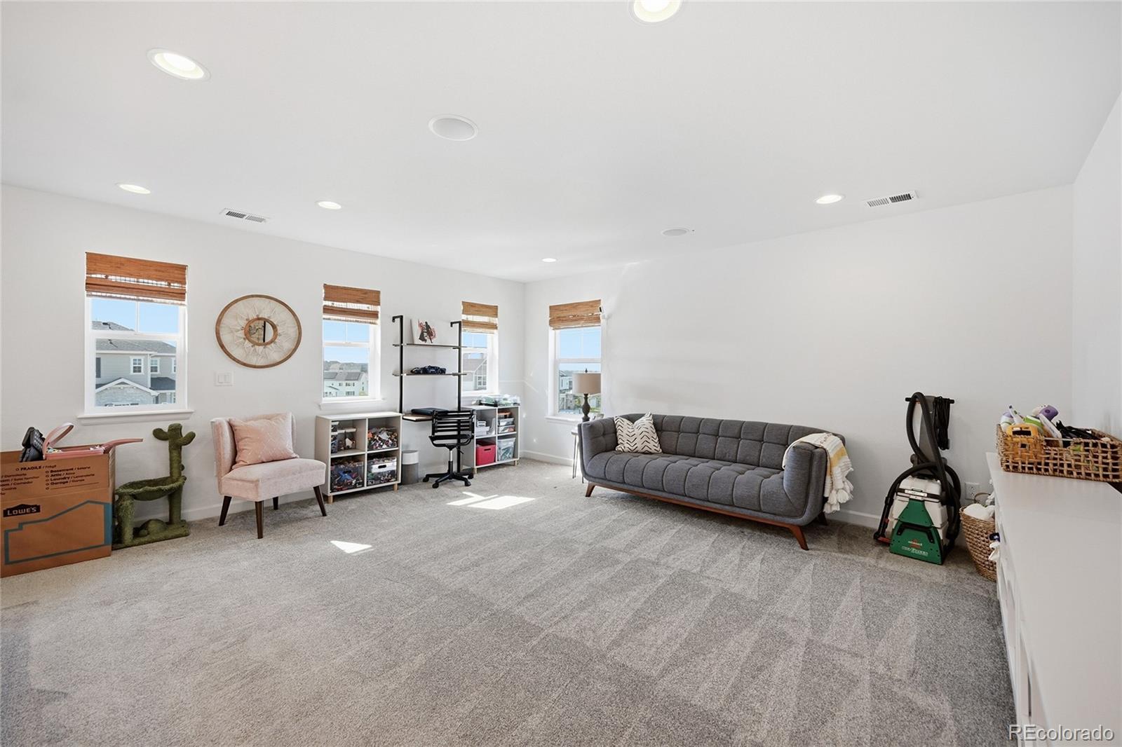MLS Image #36 for 7254 s waterloo way,aurora, Colorado