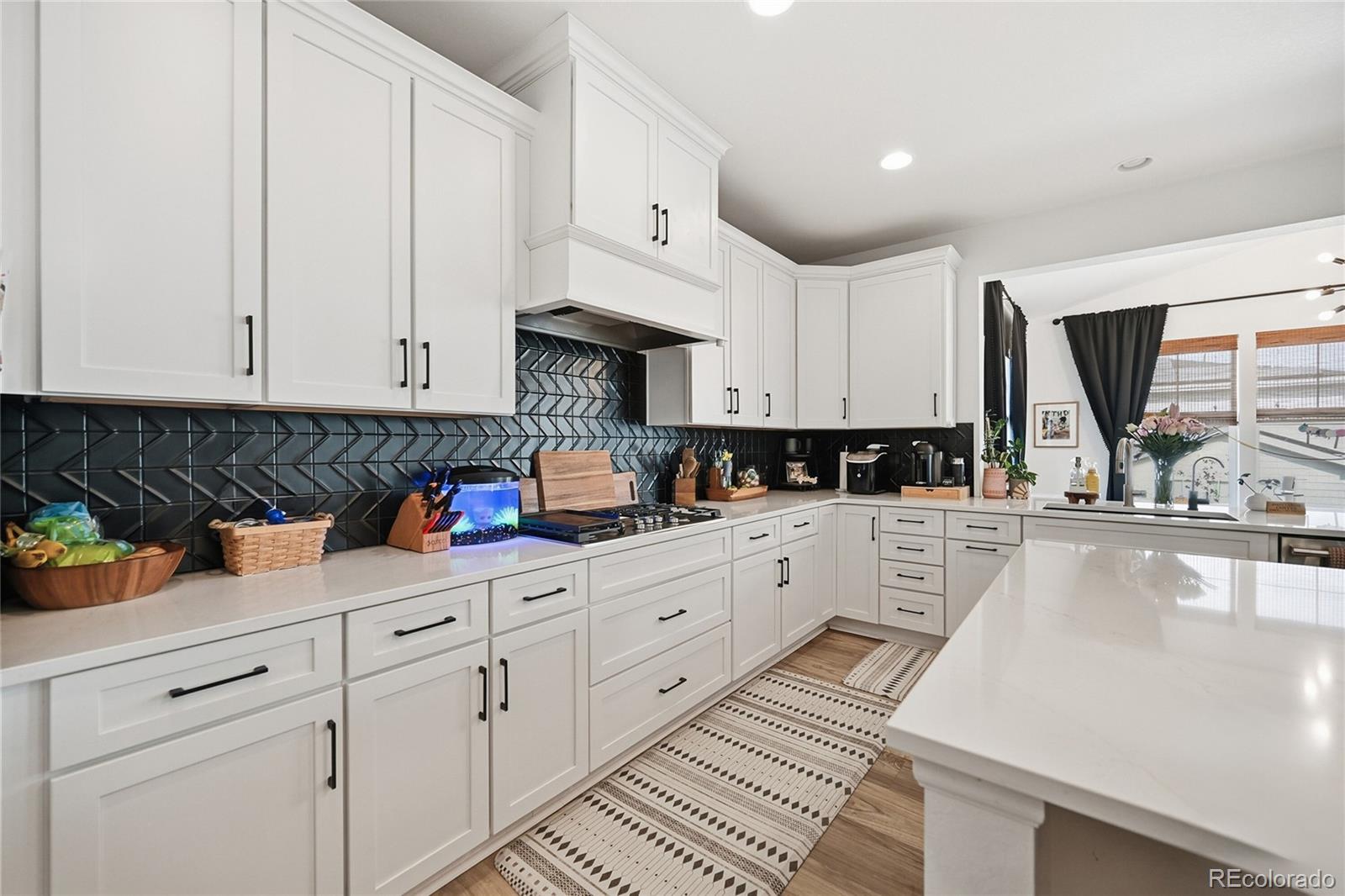 MLS Image #5 for 7254 s waterloo way,aurora, Colorado
