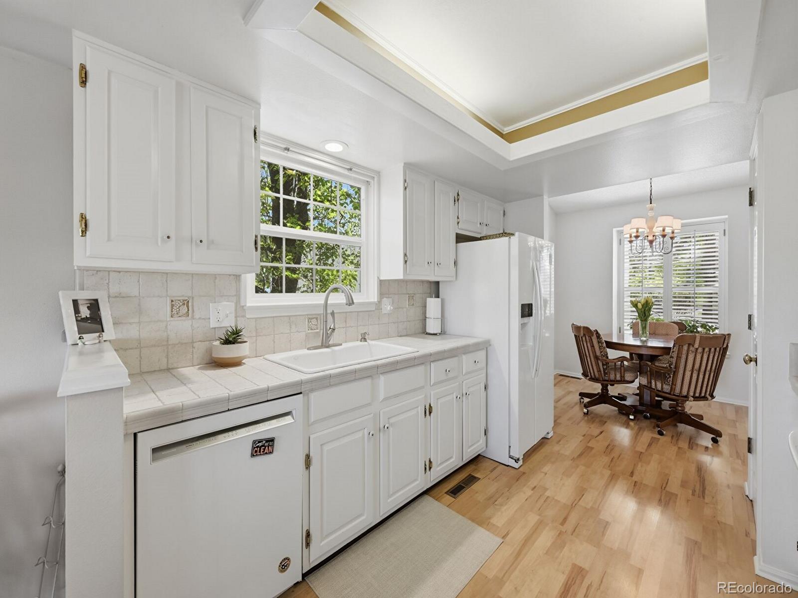 MLS Image #10 for 7394 s monaco street,centennial, Colorado