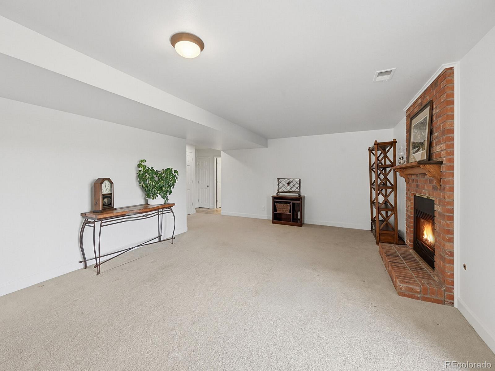 MLS Image #17 for 7394 s monaco street,centennial, Colorado