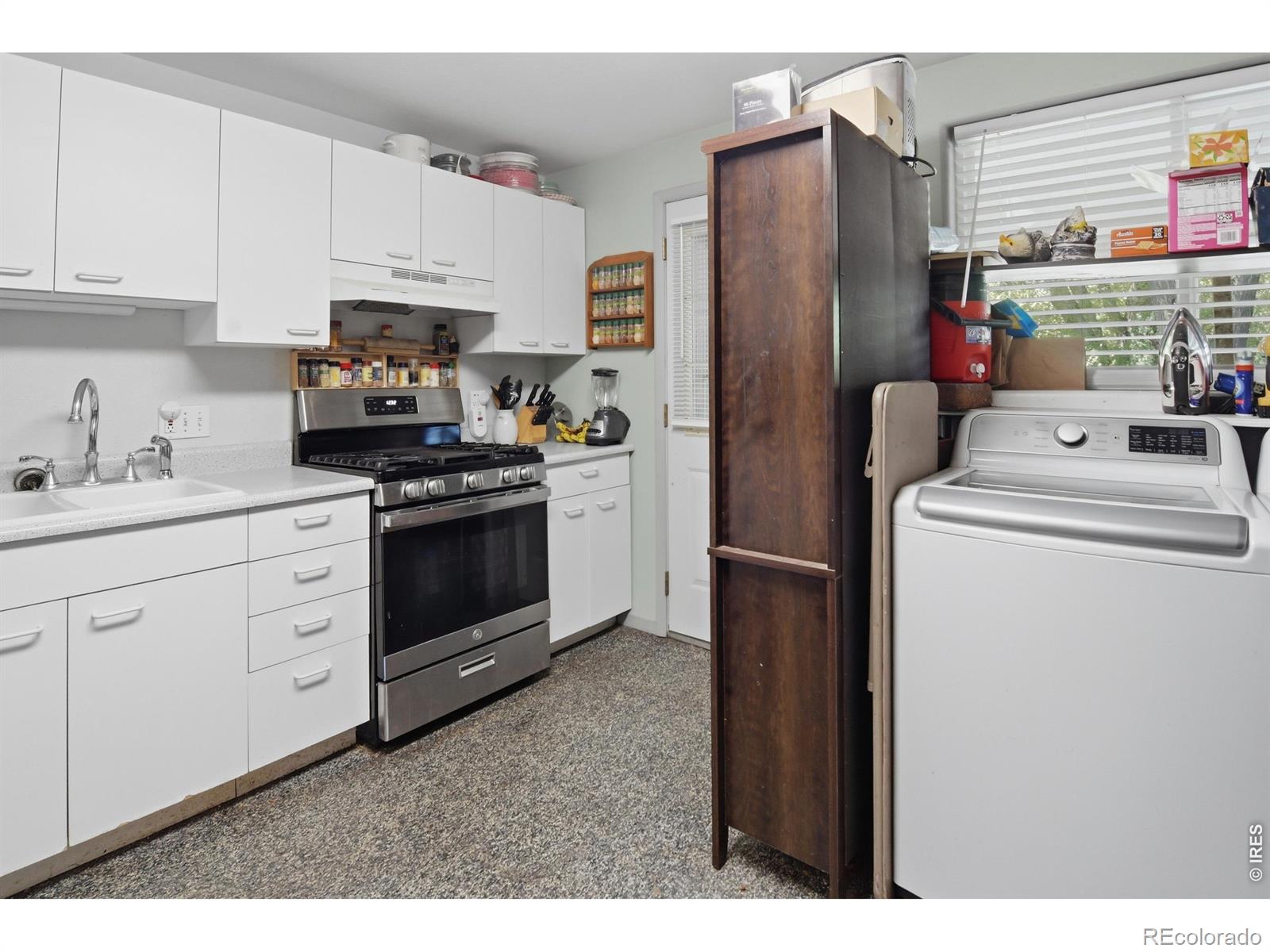 MLS Image #6 for 755  joyce street,golden, Colorado