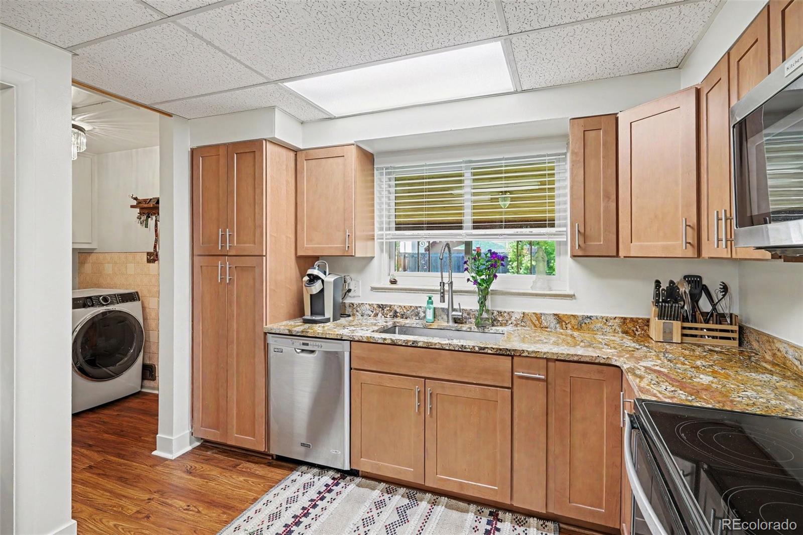MLS Image #12 for 2567 s uno way,denver, Colorado