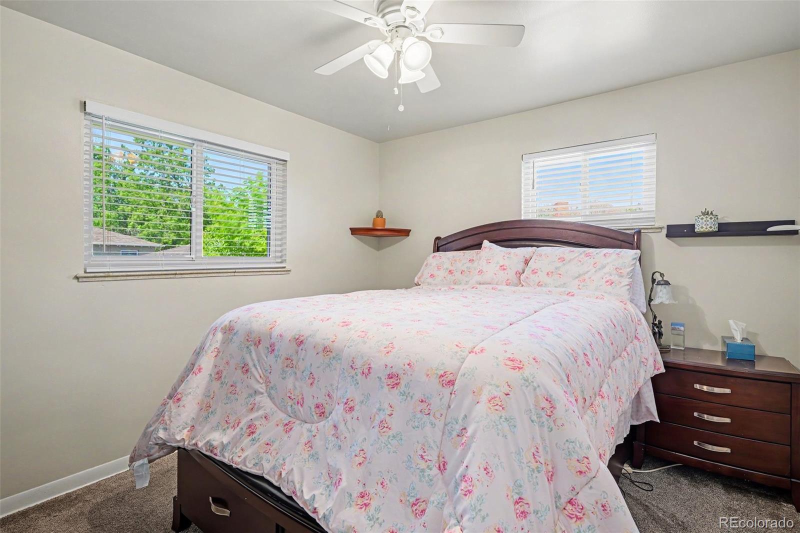 MLS Image #16 for 2567 s uno way,denver, Colorado