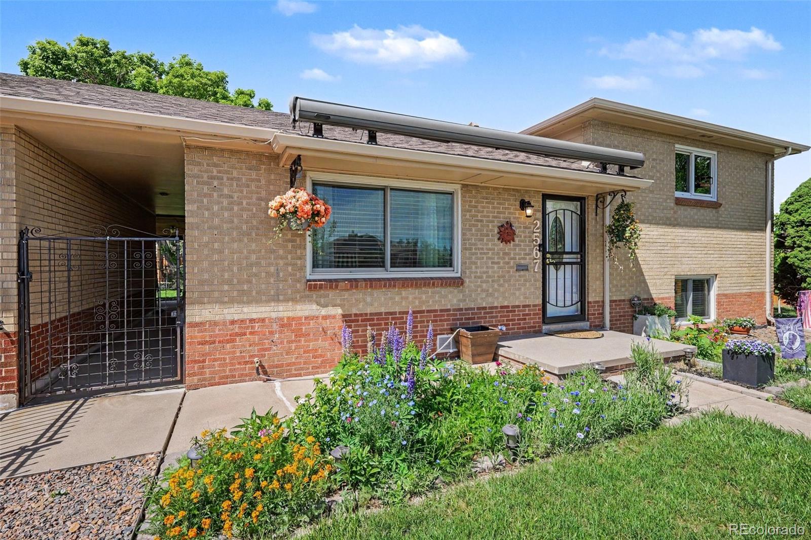 MLS Image #2 for 2567 s uno way,denver, Colorado
