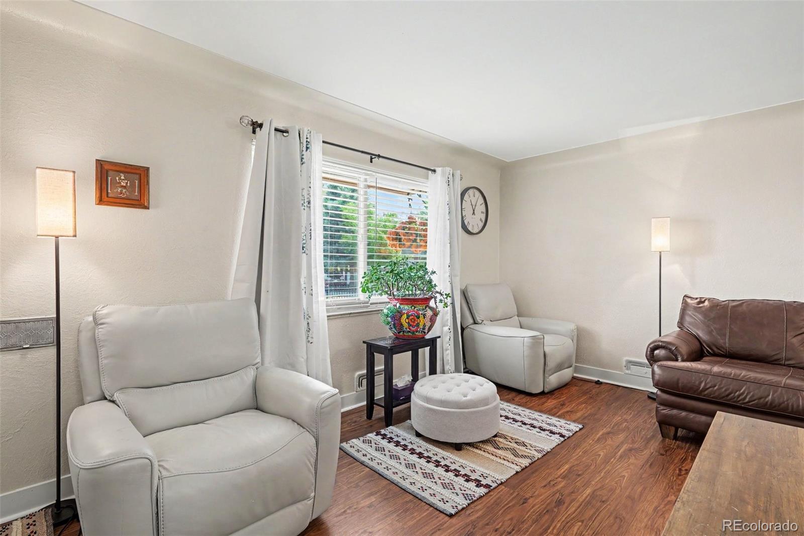 MLS Image #6 for 2567 s uno way,denver, Colorado