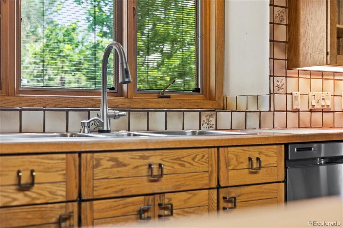 MLS Image #12 for 1625 e layton drive,englewood, Colorado