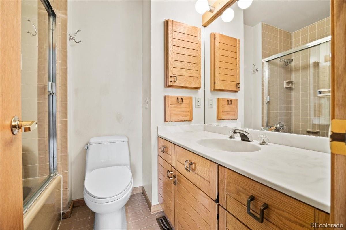 MLS Image #31 for 1625 e layton drive,englewood, Colorado