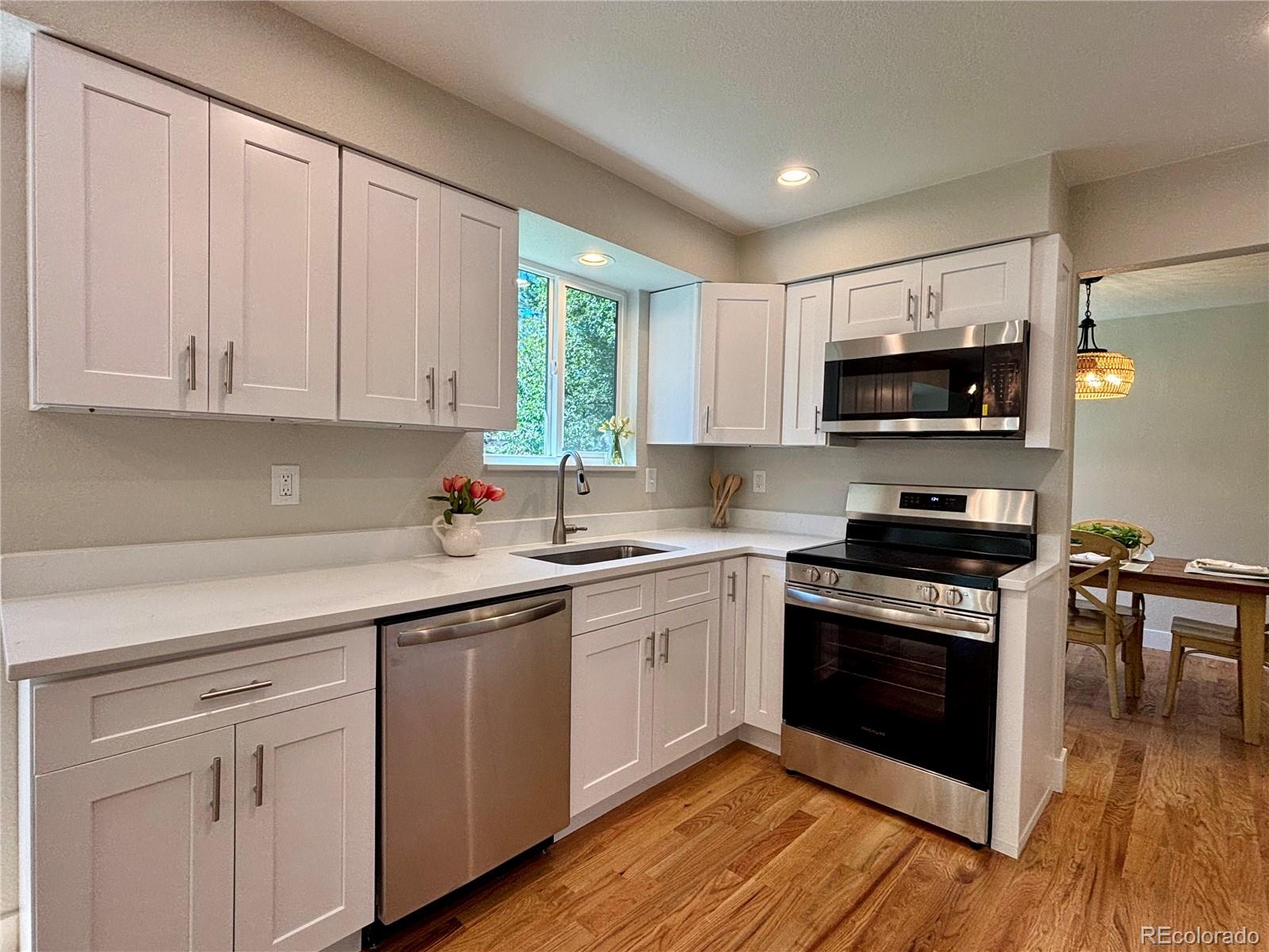 MLS Image #6 for 6533 s yarrow way,littleton, Colorado