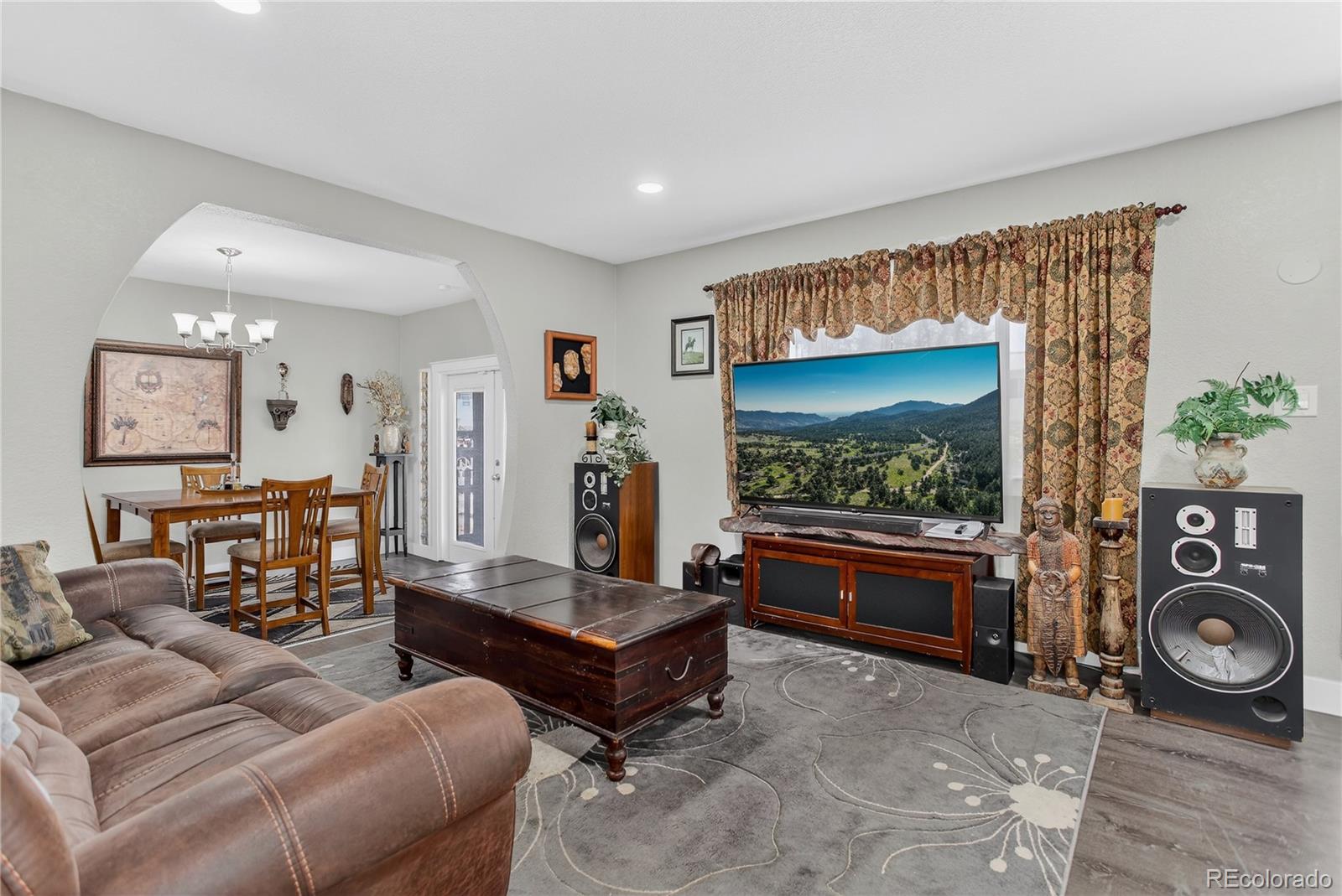 MLS Image #2 for 3905  colony hills circle,colorado springs, Colorado