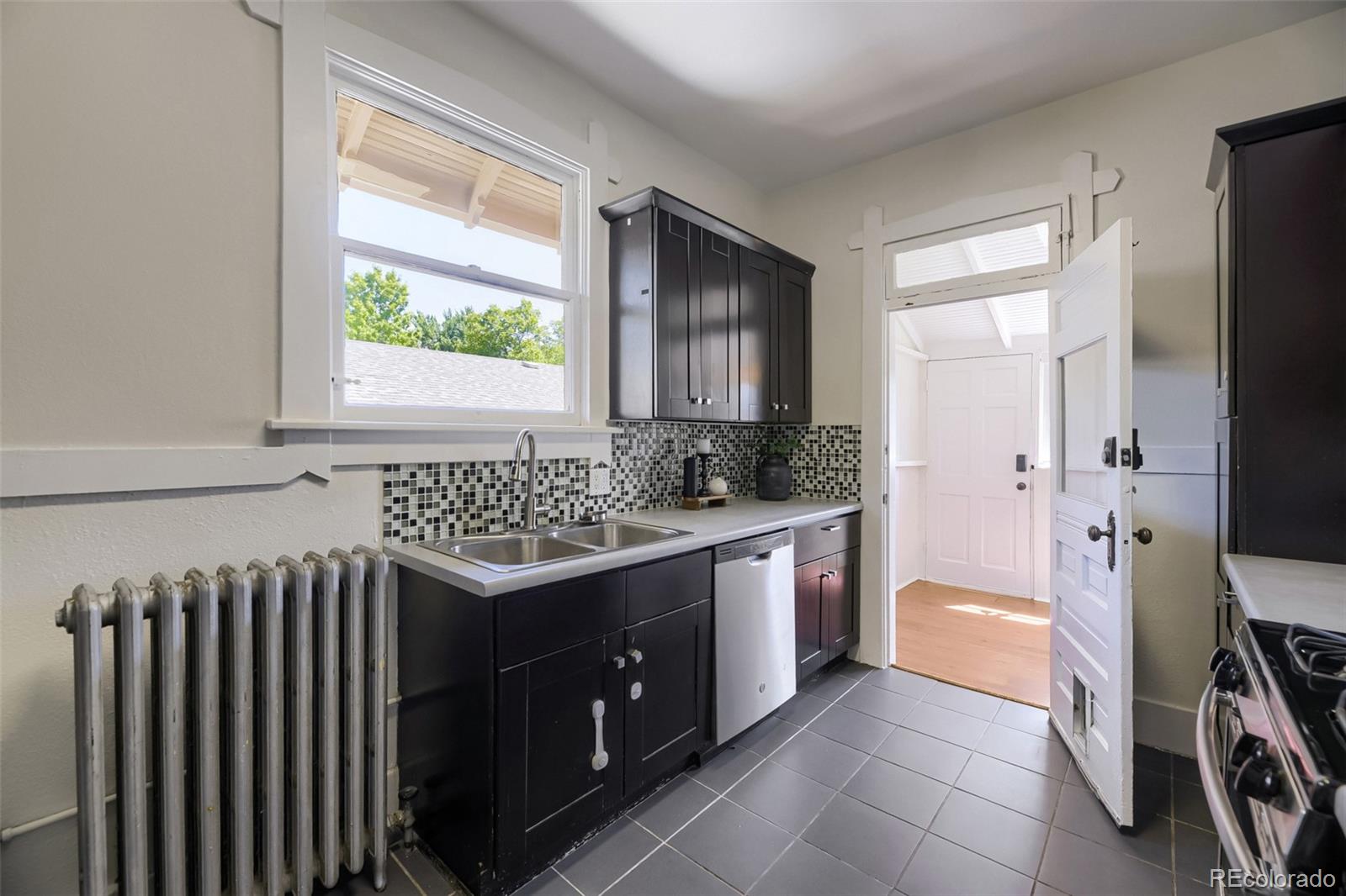 MLS Image #8 for 4046  vallejo street,denver, Colorado