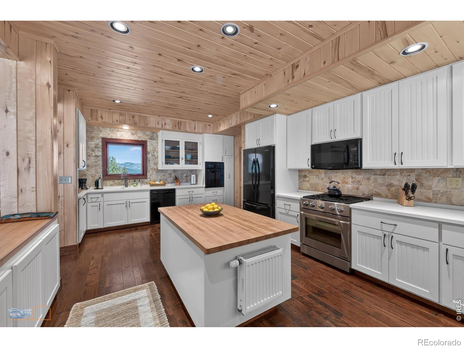 MLS Image #10 for 942  spruce drive,lyons, Colorado