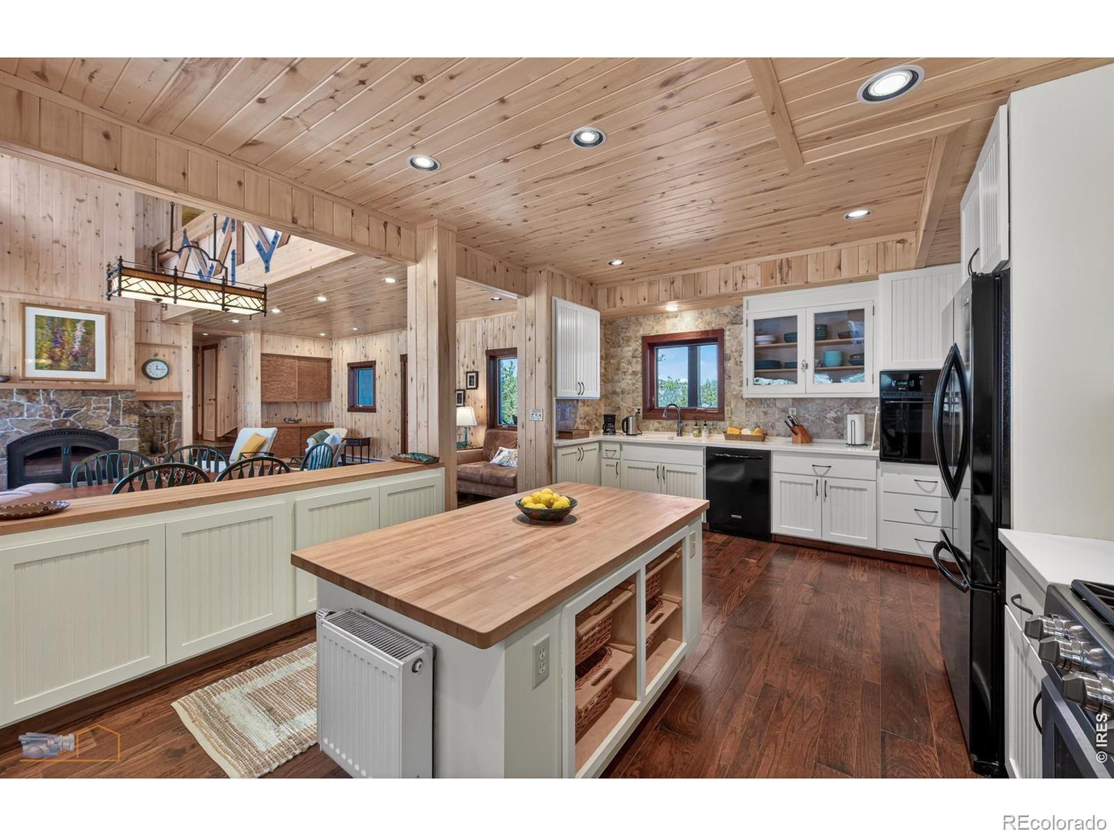 MLS Image #11 for 942  spruce drive,lyons, Colorado