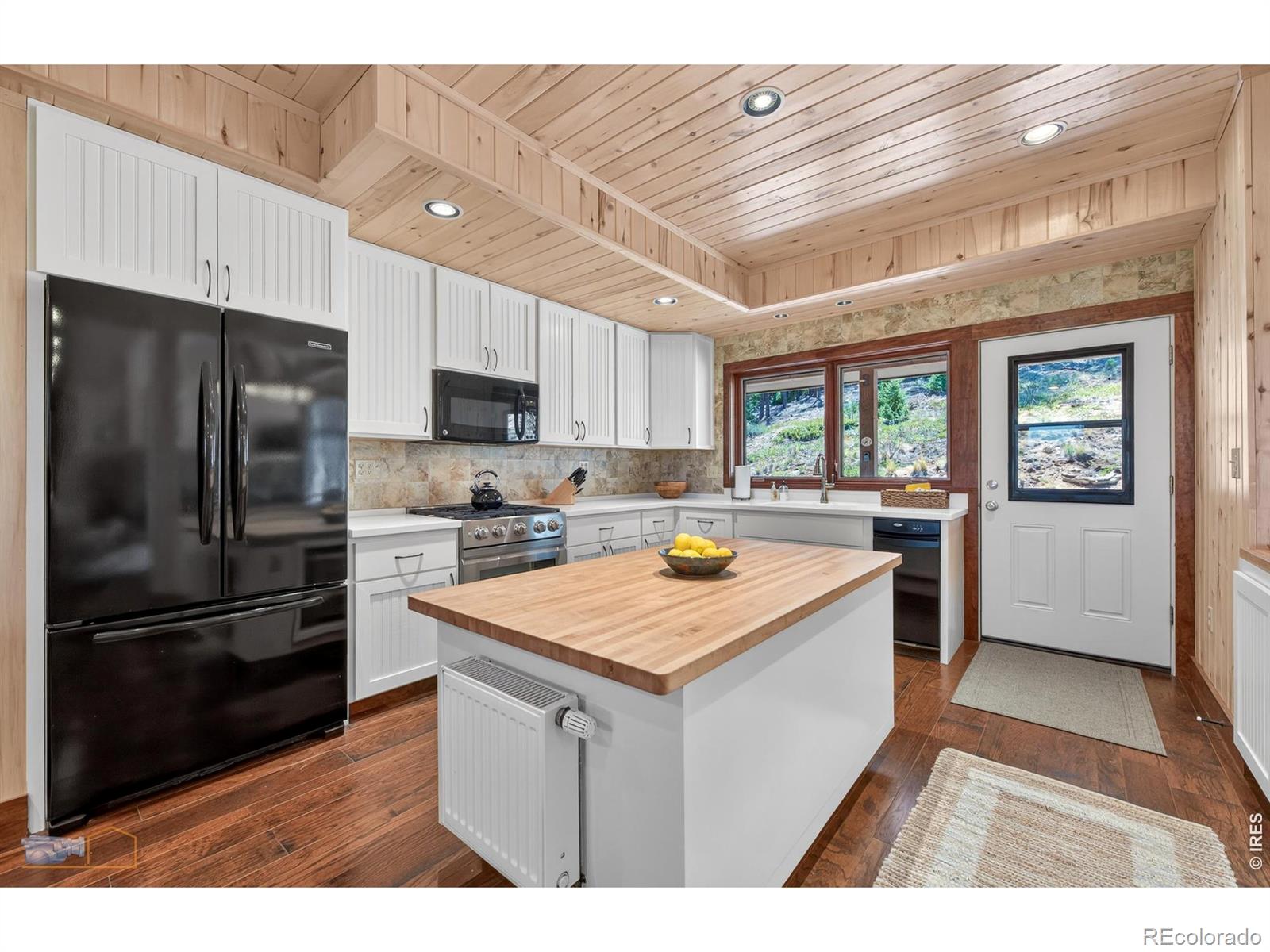 MLS Image #9 for 942  spruce drive,lyons, Colorado