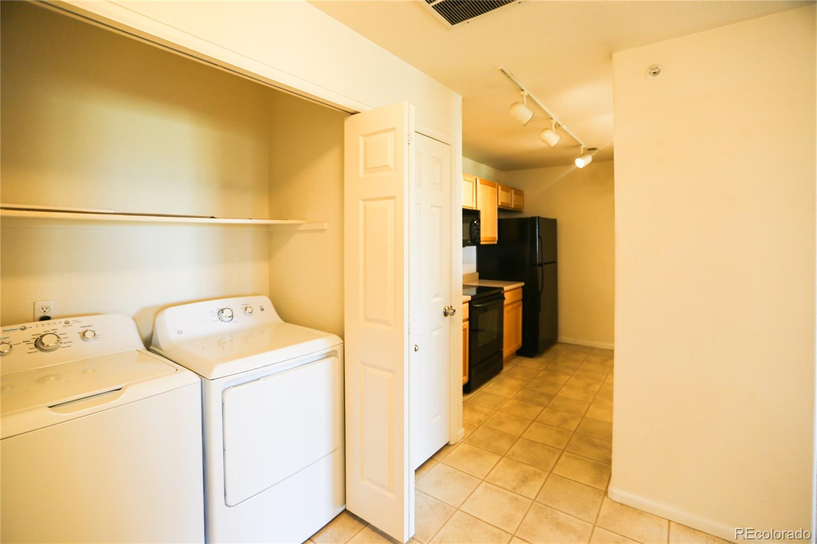 MLS Image #23 for 5255  memphis street,denver, Colorado