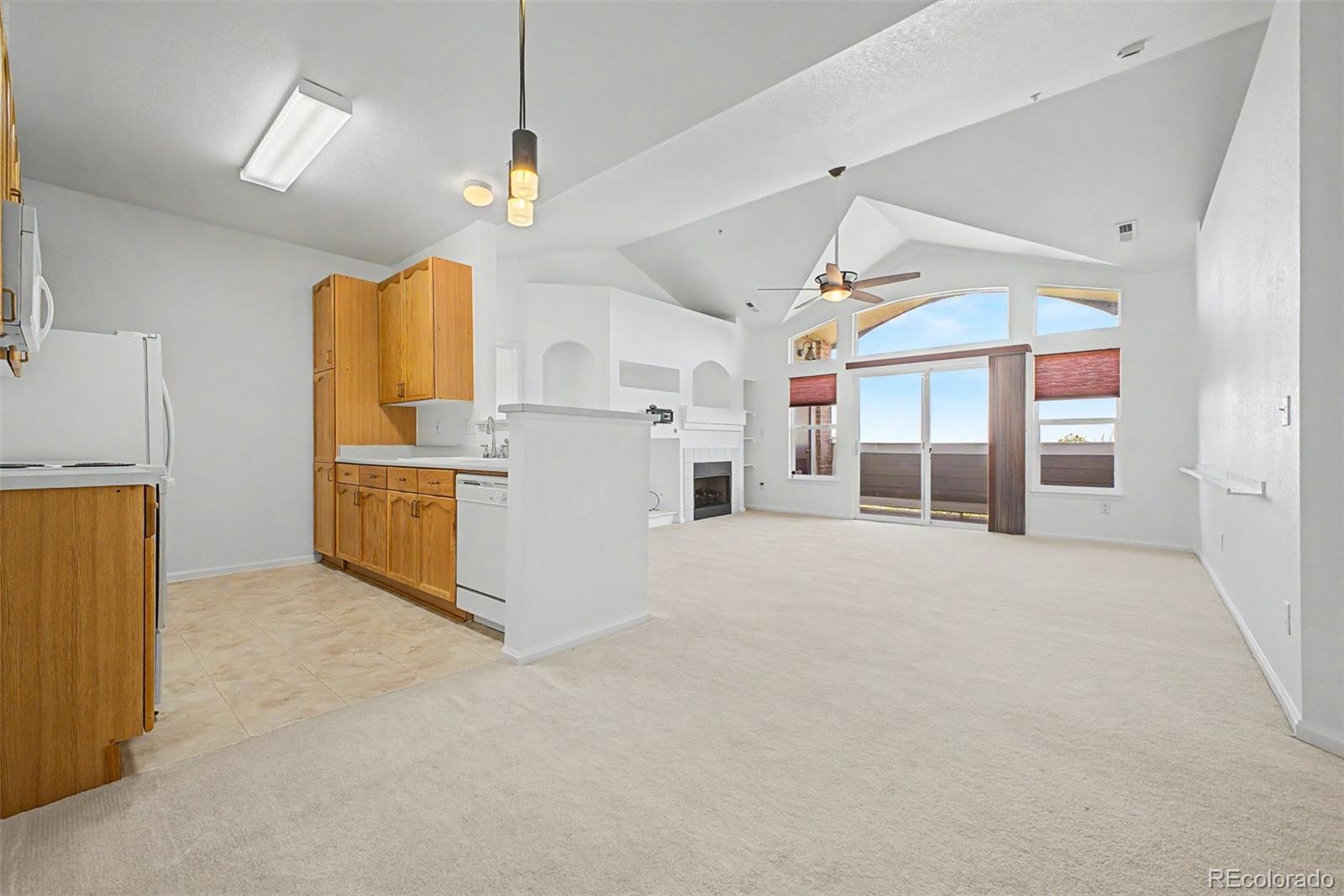 MLS Image #11 for 14323 e 1st drive 302,aurora, Colorado