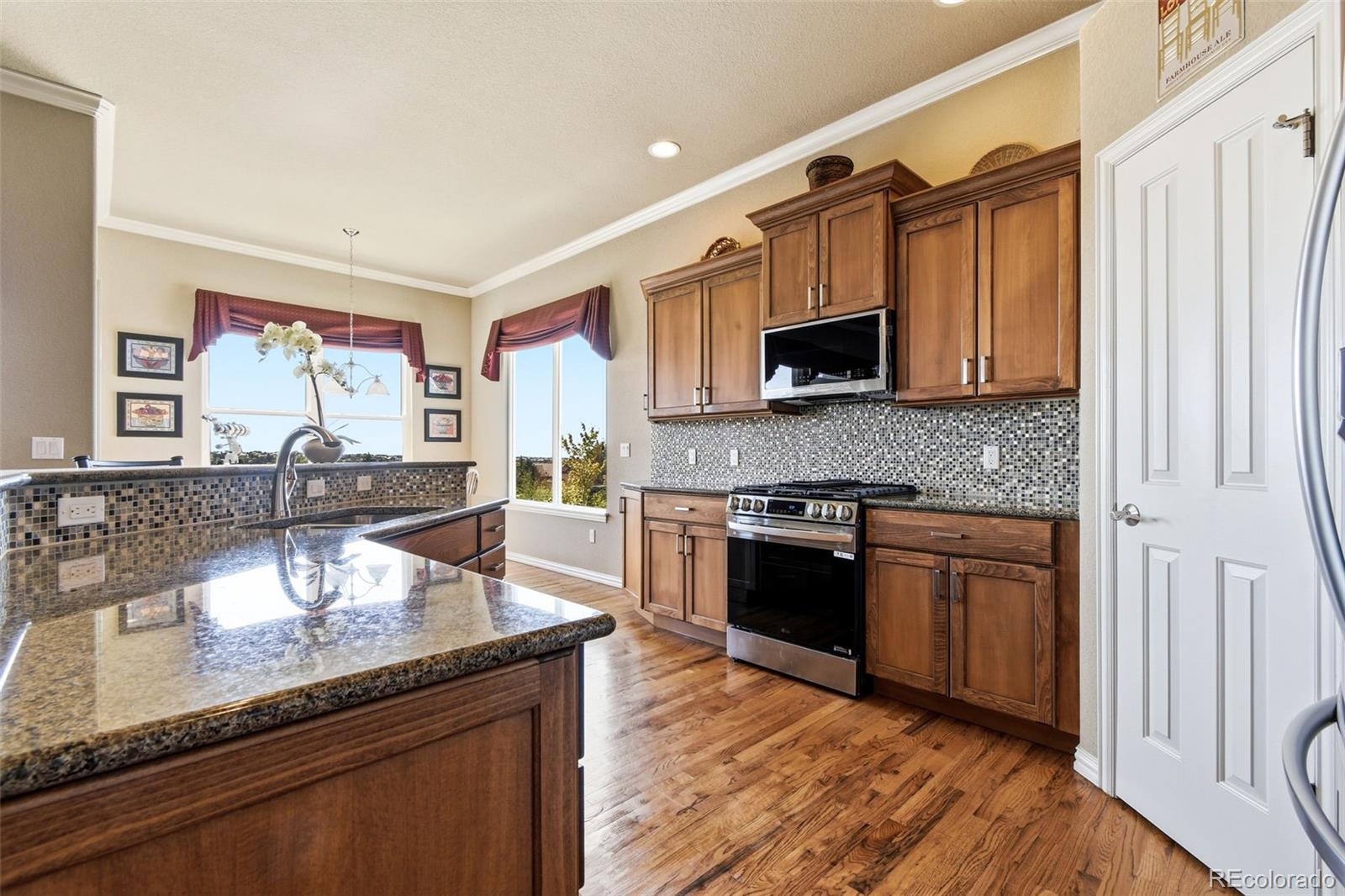 MLS Image #10 for 23920 e easter place,aurora, Colorado