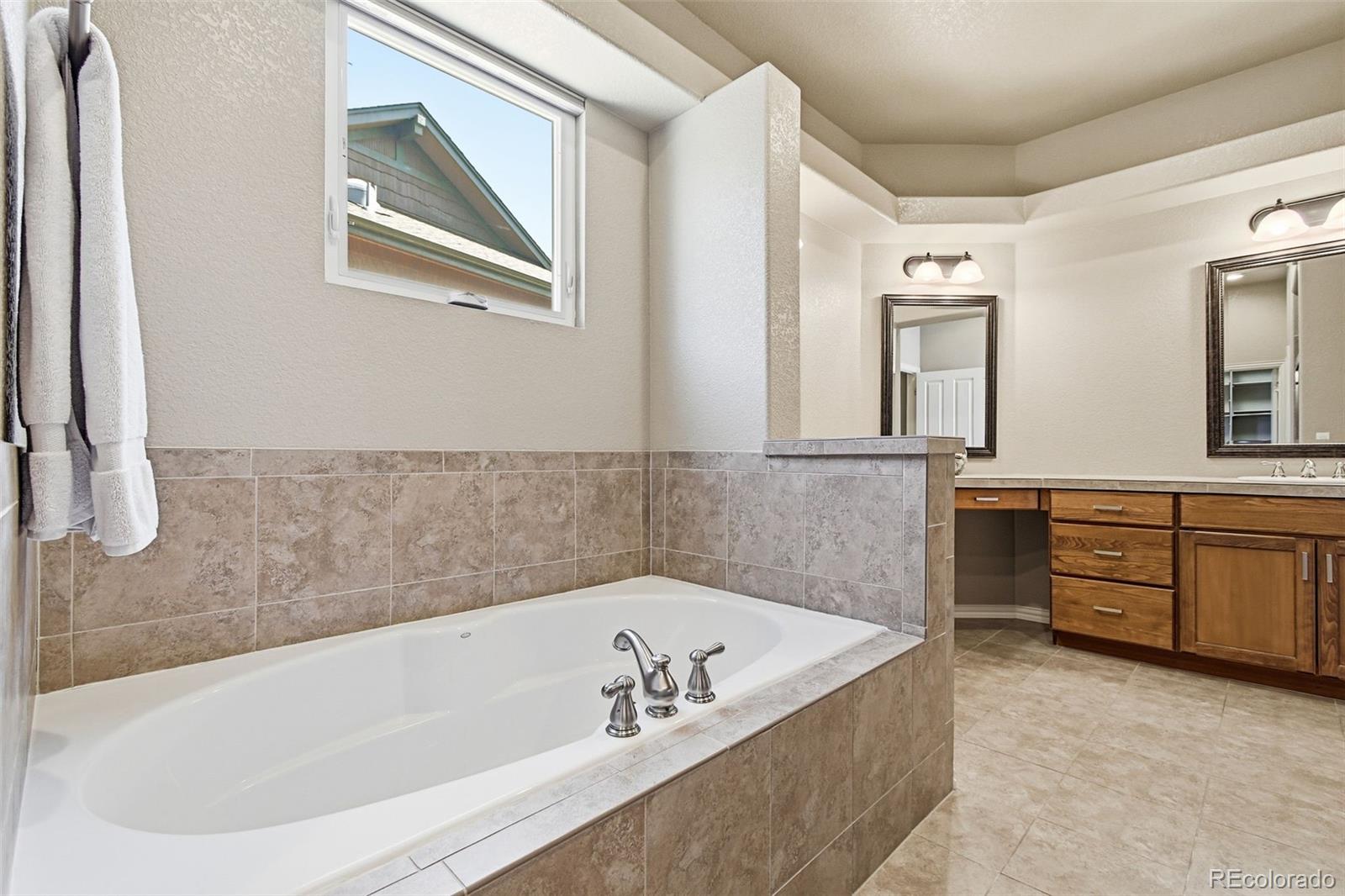 MLS Image #31 for 23920 e easter place,aurora, Colorado