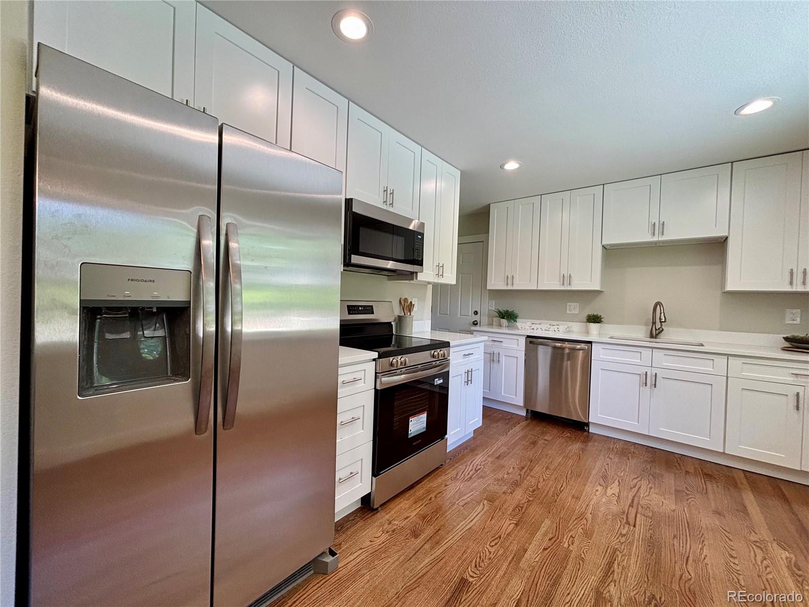 MLS Image #10 for 3412 s patton way,denver, Colorado
