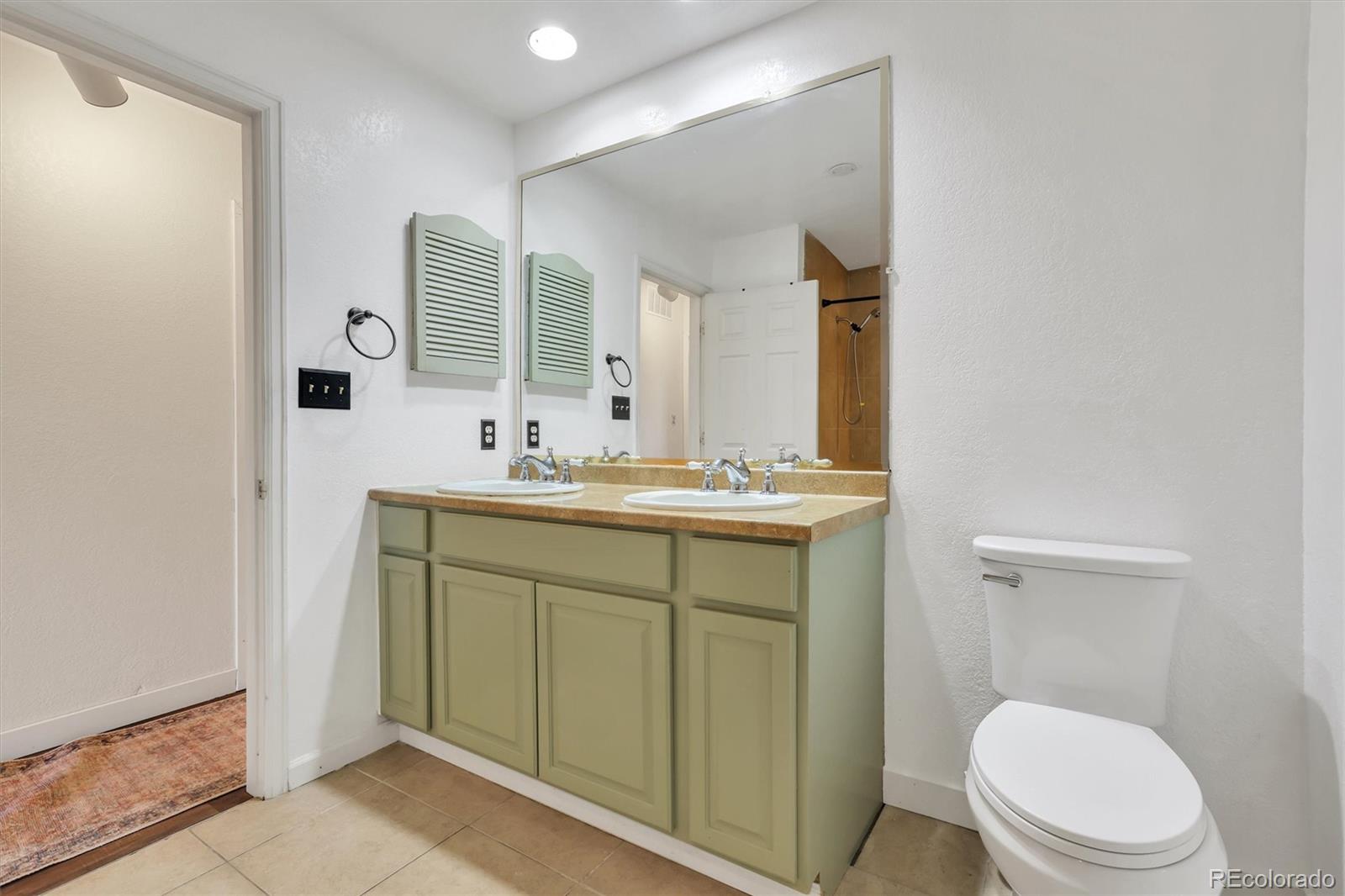 MLS Image #13 for 2053 s worchester way,aurora, Colorado