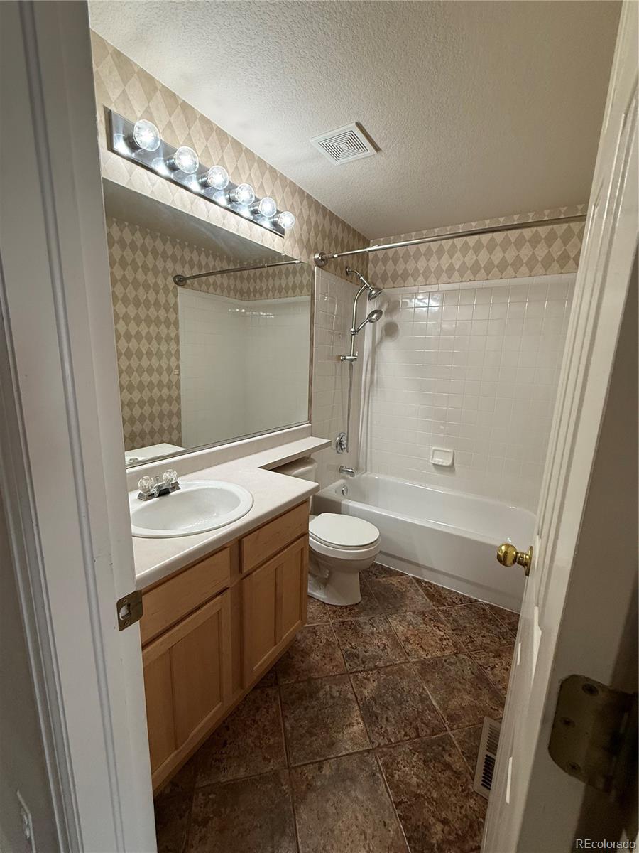 MLS Image #8 for 4788  falcon drive,longmont, Colorado