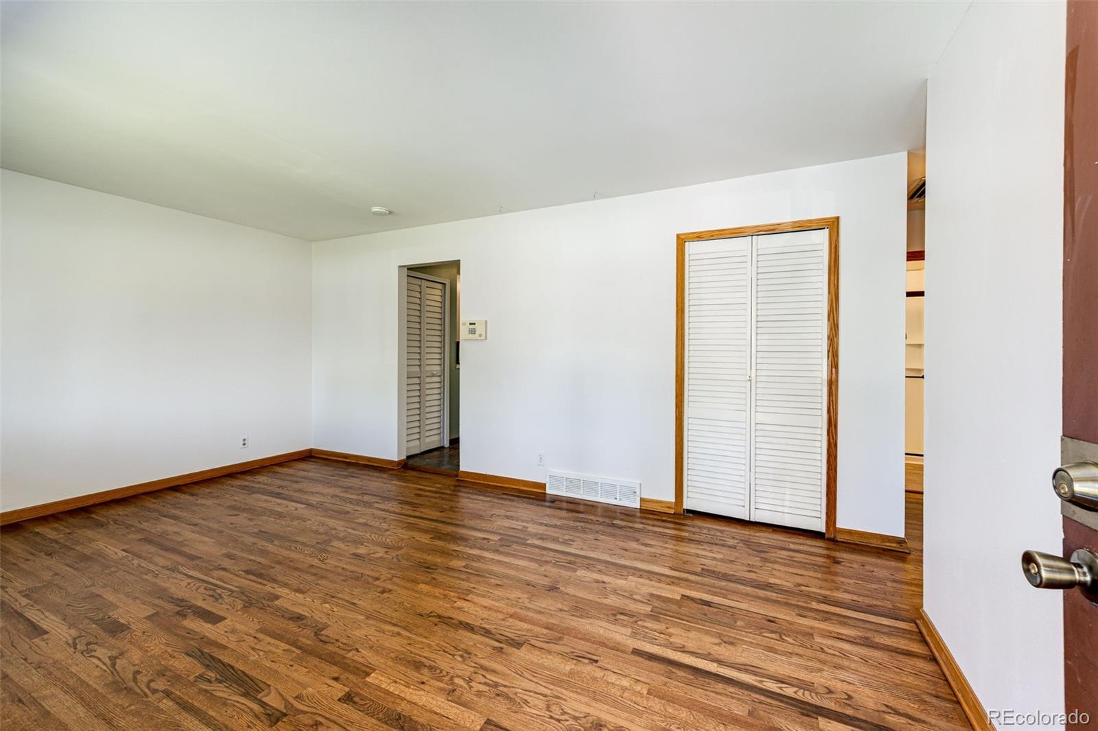 MLS Image #10 for 11994 e virginia drive,aurora, Colorado