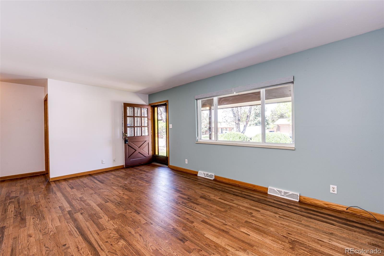 MLS Image #9 for 11994 e virginia drive,aurora, Colorado