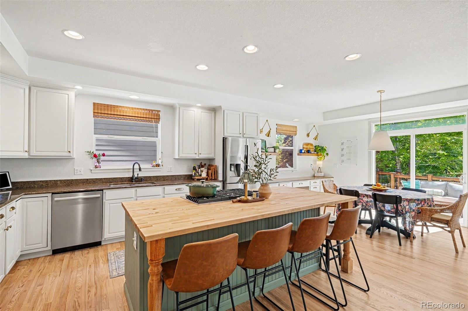 MLS Image #7 for 10600  stonington street,highlands ranch, Colorado