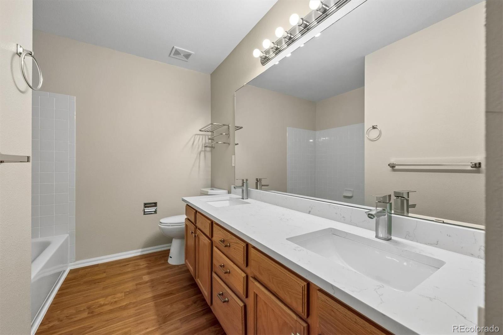 MLS Image #16 for 20431 e union circle,aurora, Colorado