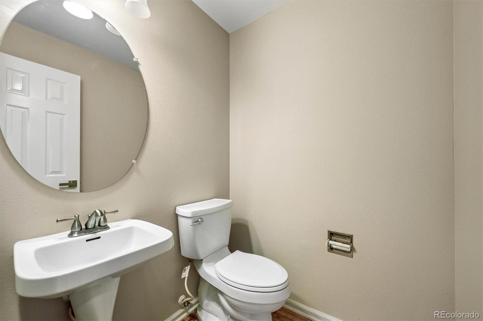 MLS Image #8 for 20431 e union circle,aurora, Colorado