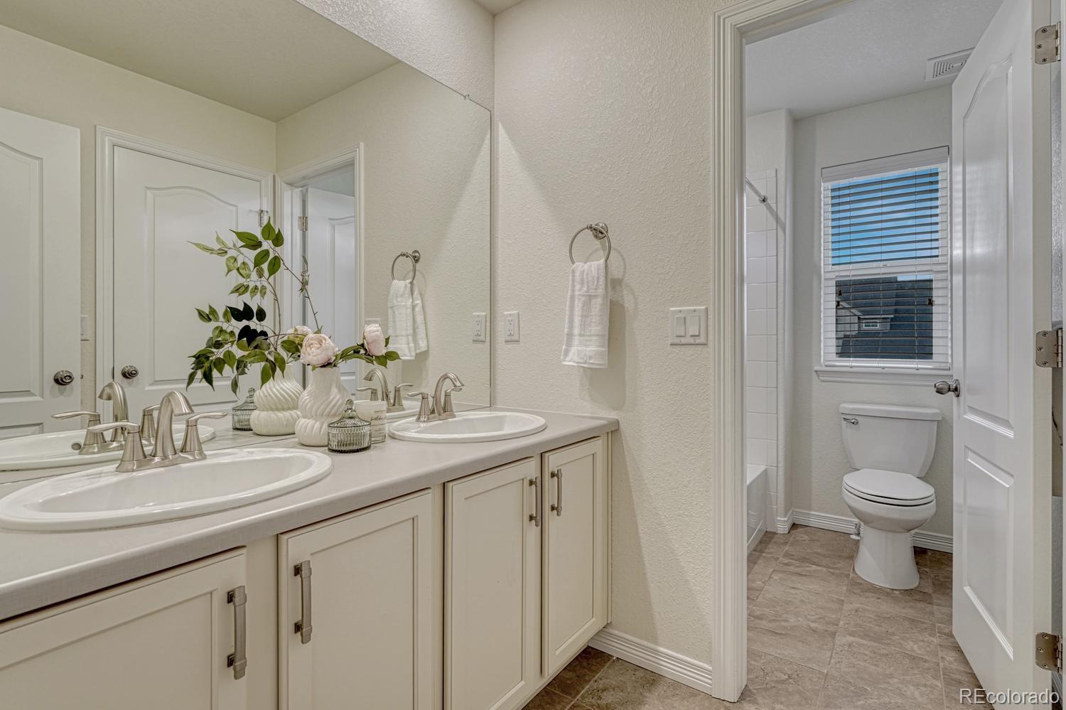 MLS Image #32 for 228  back nine drive,castle pines, Colorado