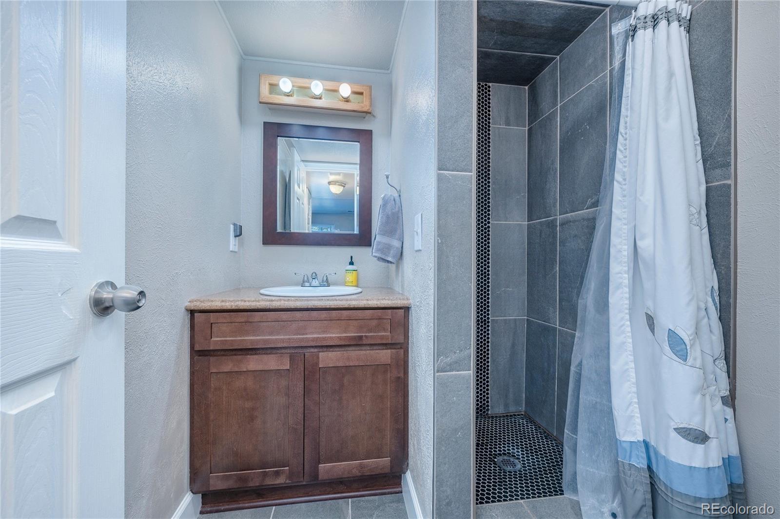 MLS Image #15 for 17809 e princeton place,aurora, Colorado