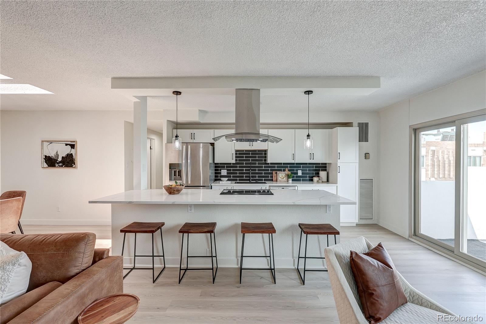 MLS Image #13 for 2880 s locust street,denver, Colorado