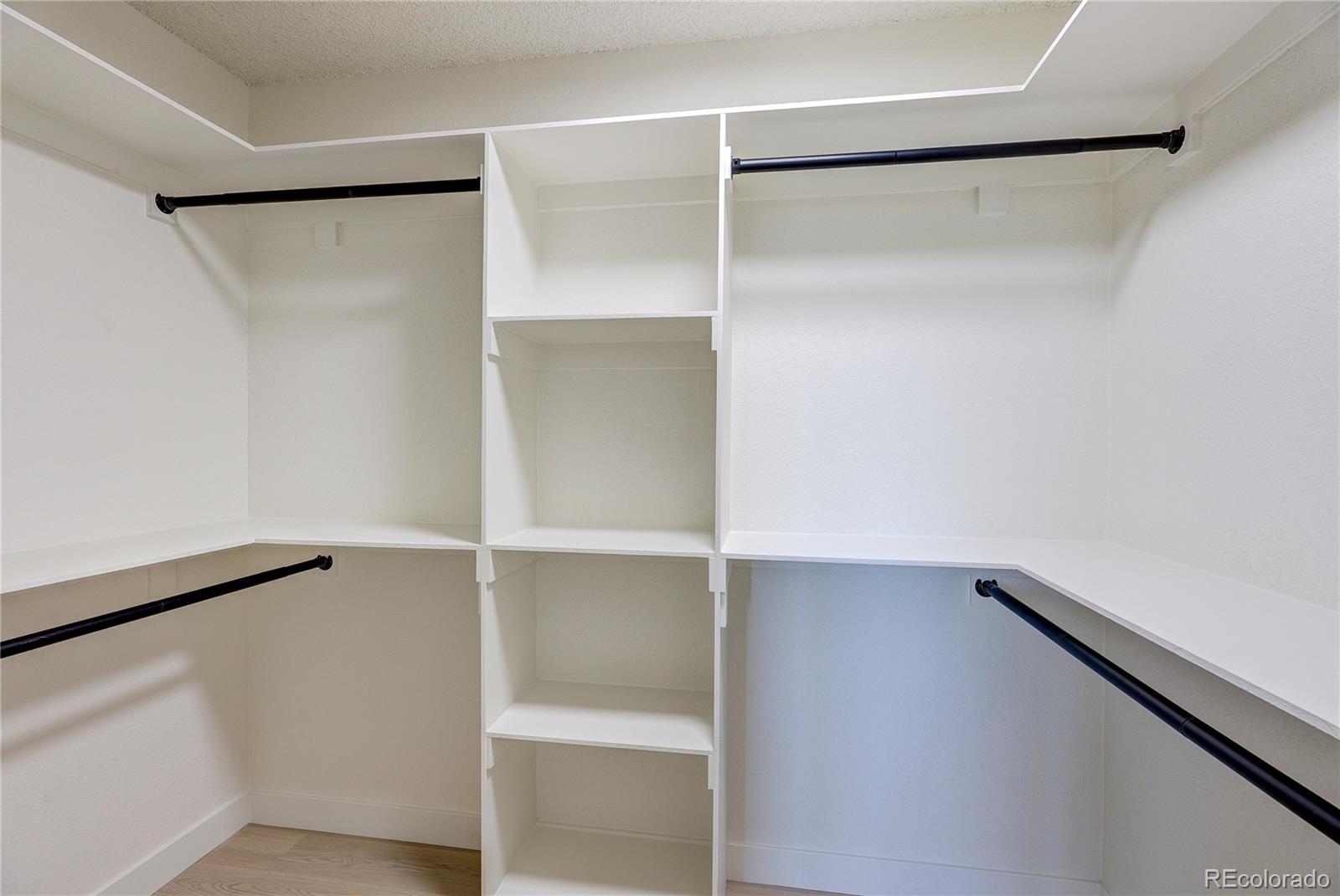 MLS Image #31 for 2880 s locust street,denver, Colorado