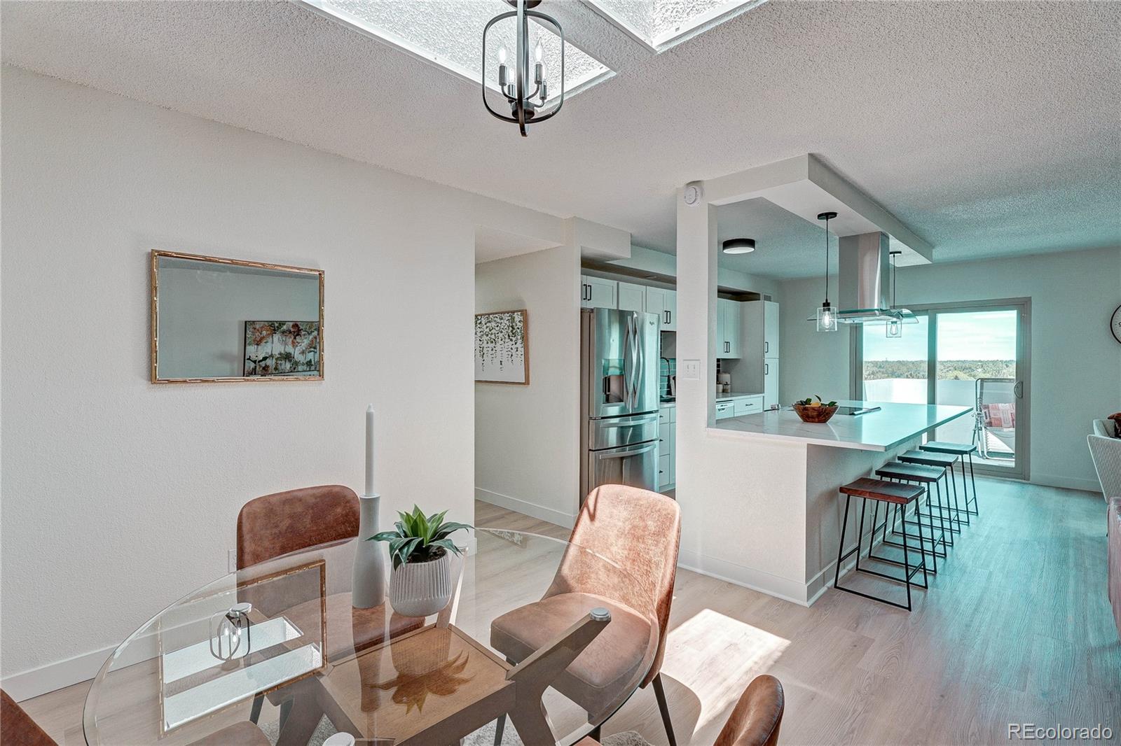 MLS Image #9 for 2880 s locust street,denver, Colorado