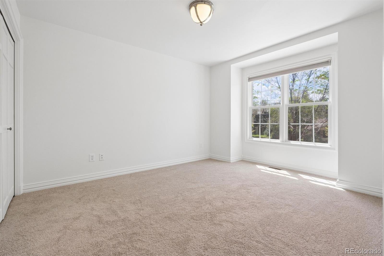MLS Image #14 for 2350 s milwaukee street,denver, Colorado