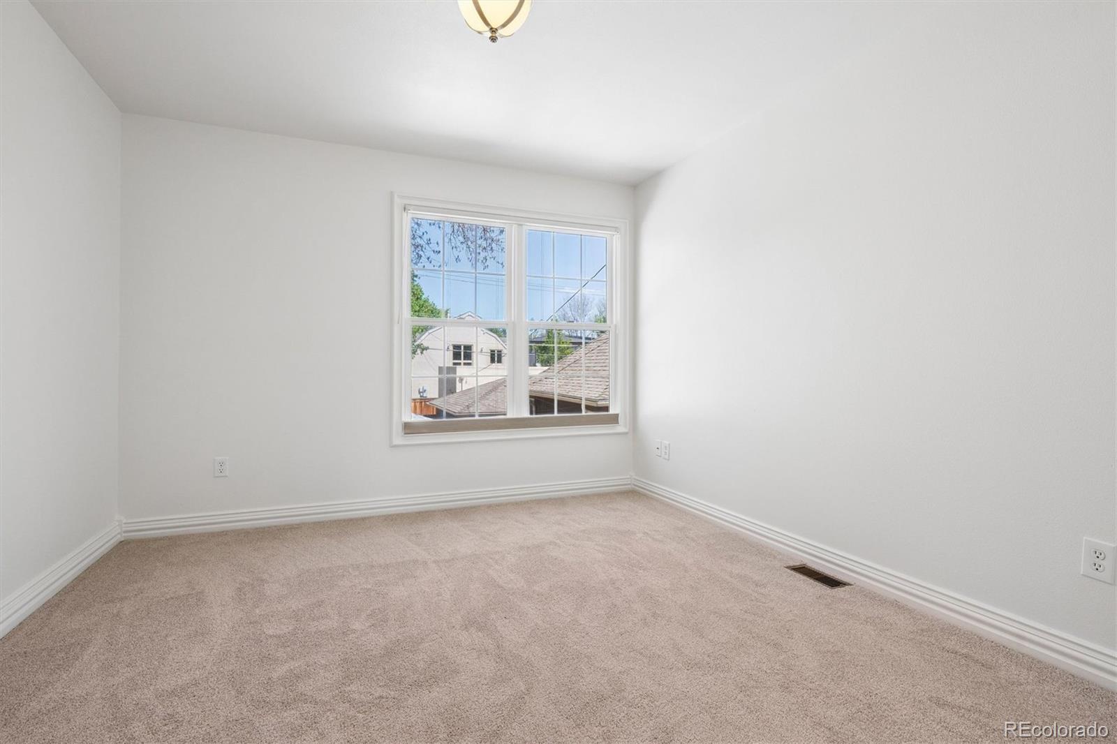 MLS Image #16 for 2350 s milwaukee street,denver, Colorado