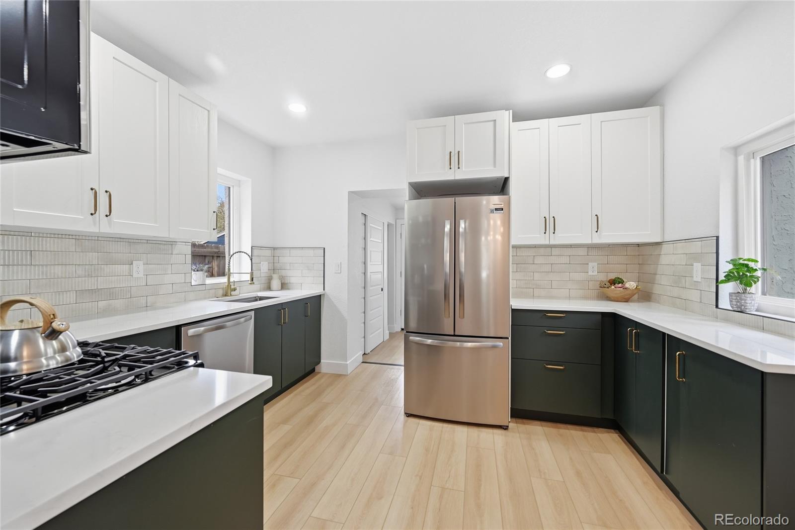 MLS Image #12 for 449 n corona street,denver, Colorado
