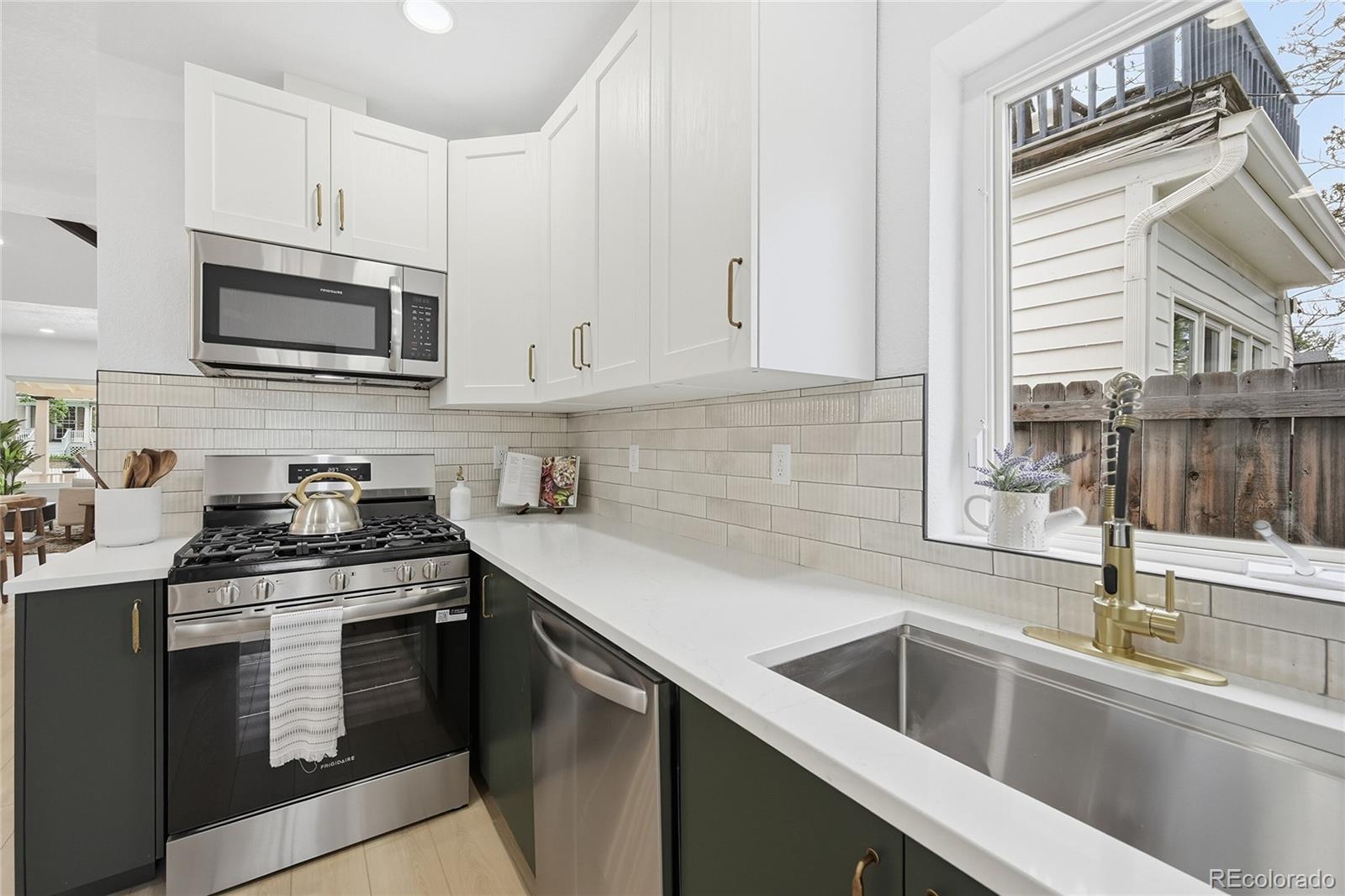MLS Image #15 for 449 n corona street,denver, Colorado