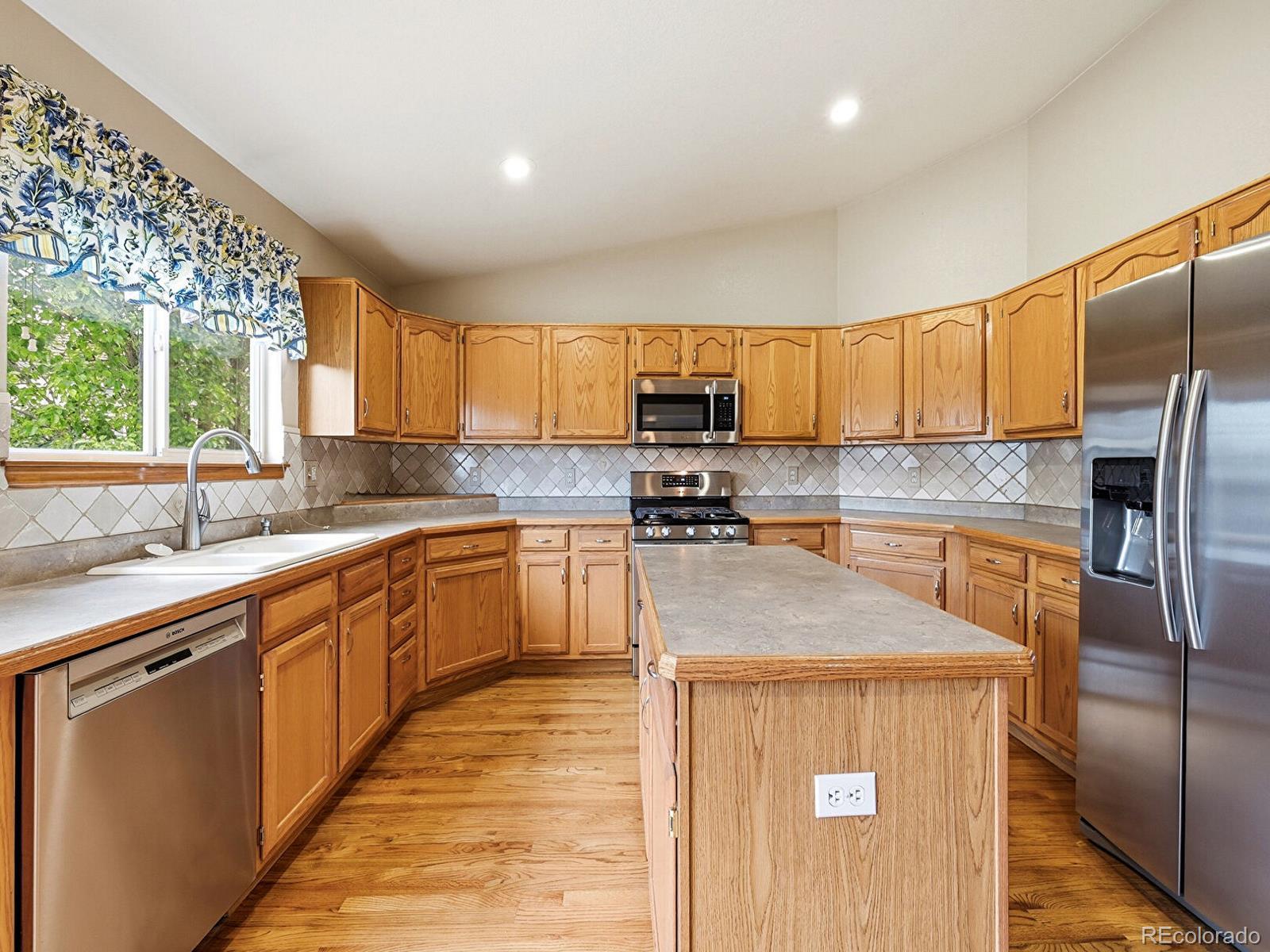MLS Image #10 for 8278 s reed way,littleton, Colorado