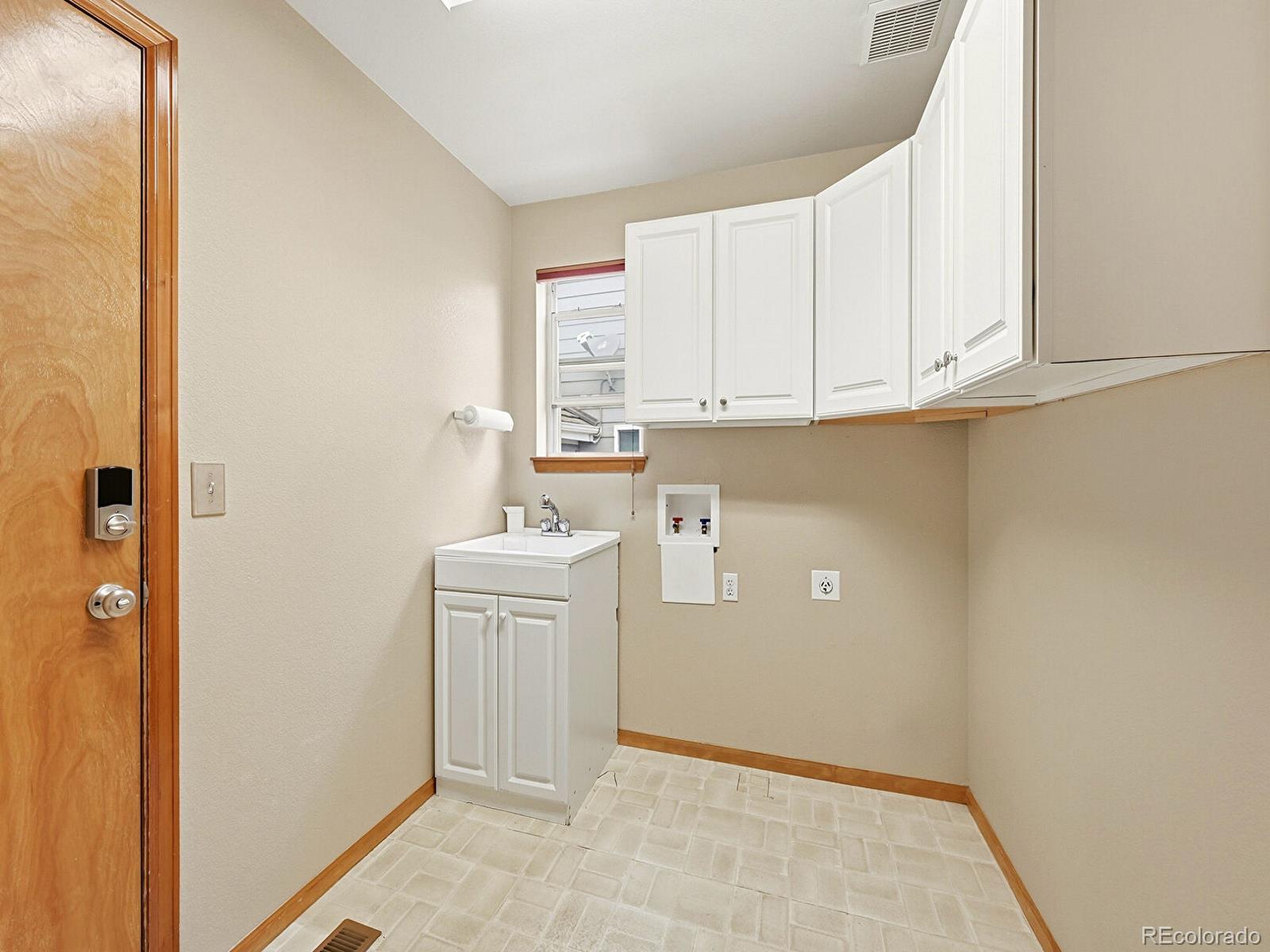 MLS Image #14 for 8278 s reed way,littleton, Colorado