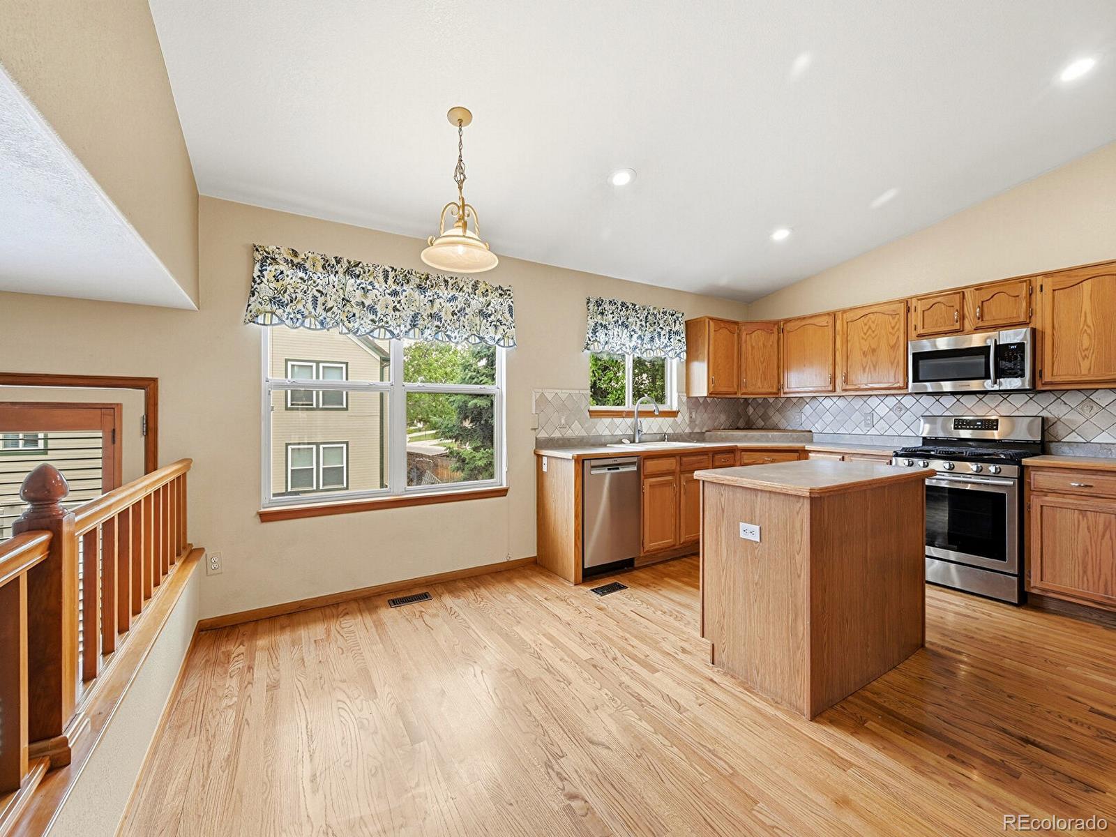 MLS Image #8 for 8278 s reed way,littleton, Colorado