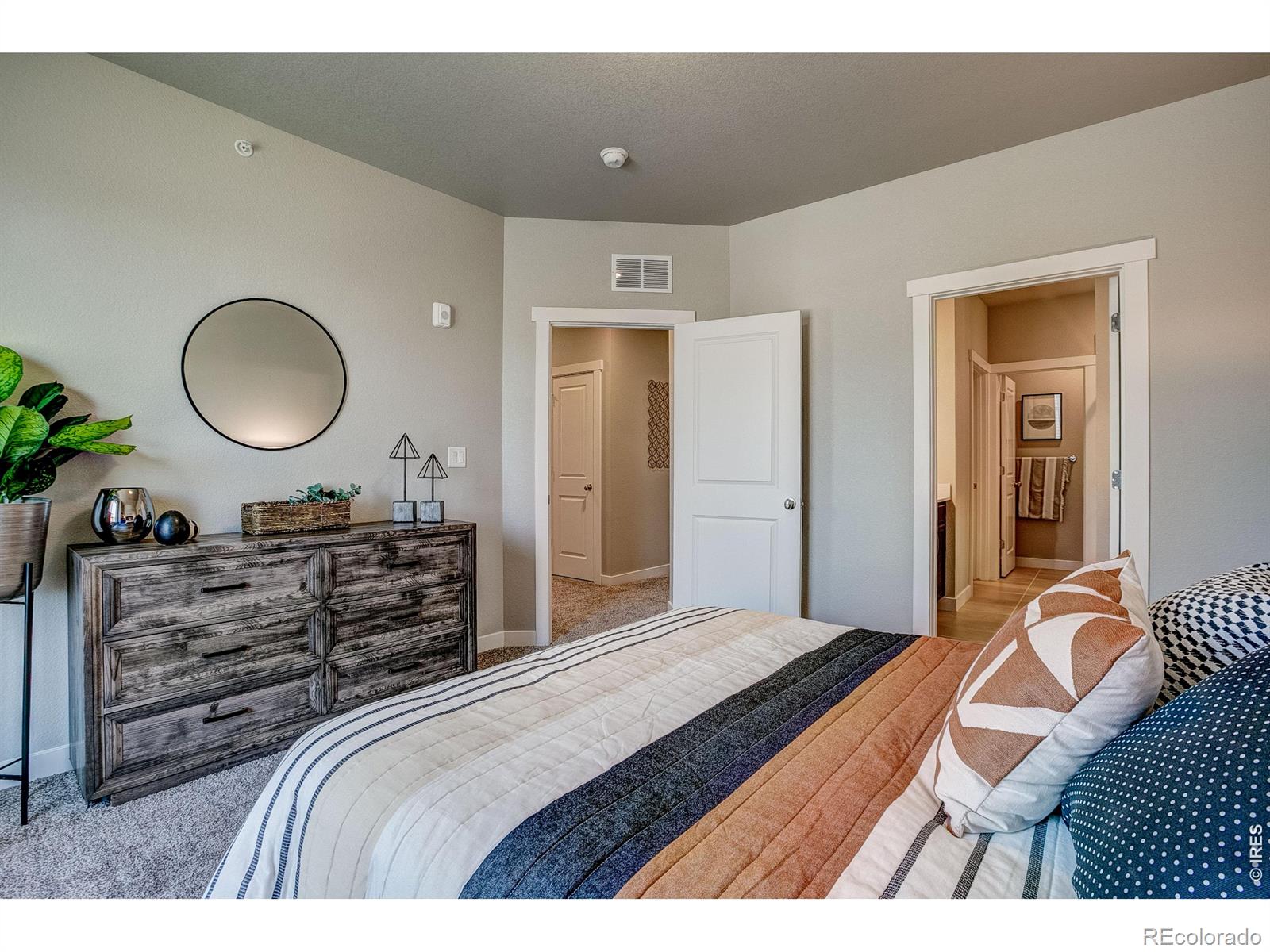 MLS Image #15 for 410  high point drive,longmont, Colorado