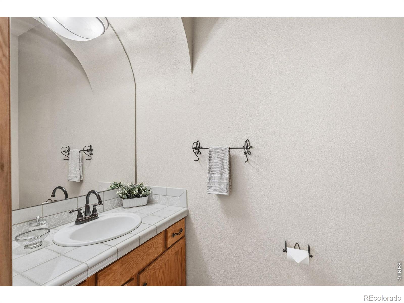 MLS Image #21 for 535  lakeside place,windsor, Colorado