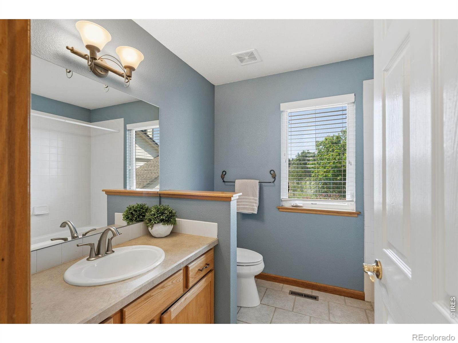 MLS Image #27 for 535  lakeside place,windsor, Colorado