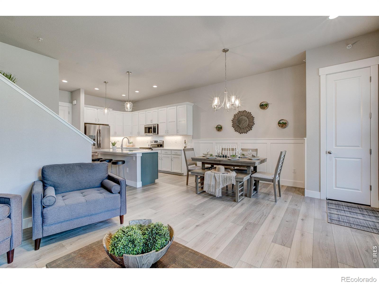 MLS Image #13 for 158  high point drive,longmont, Colorado