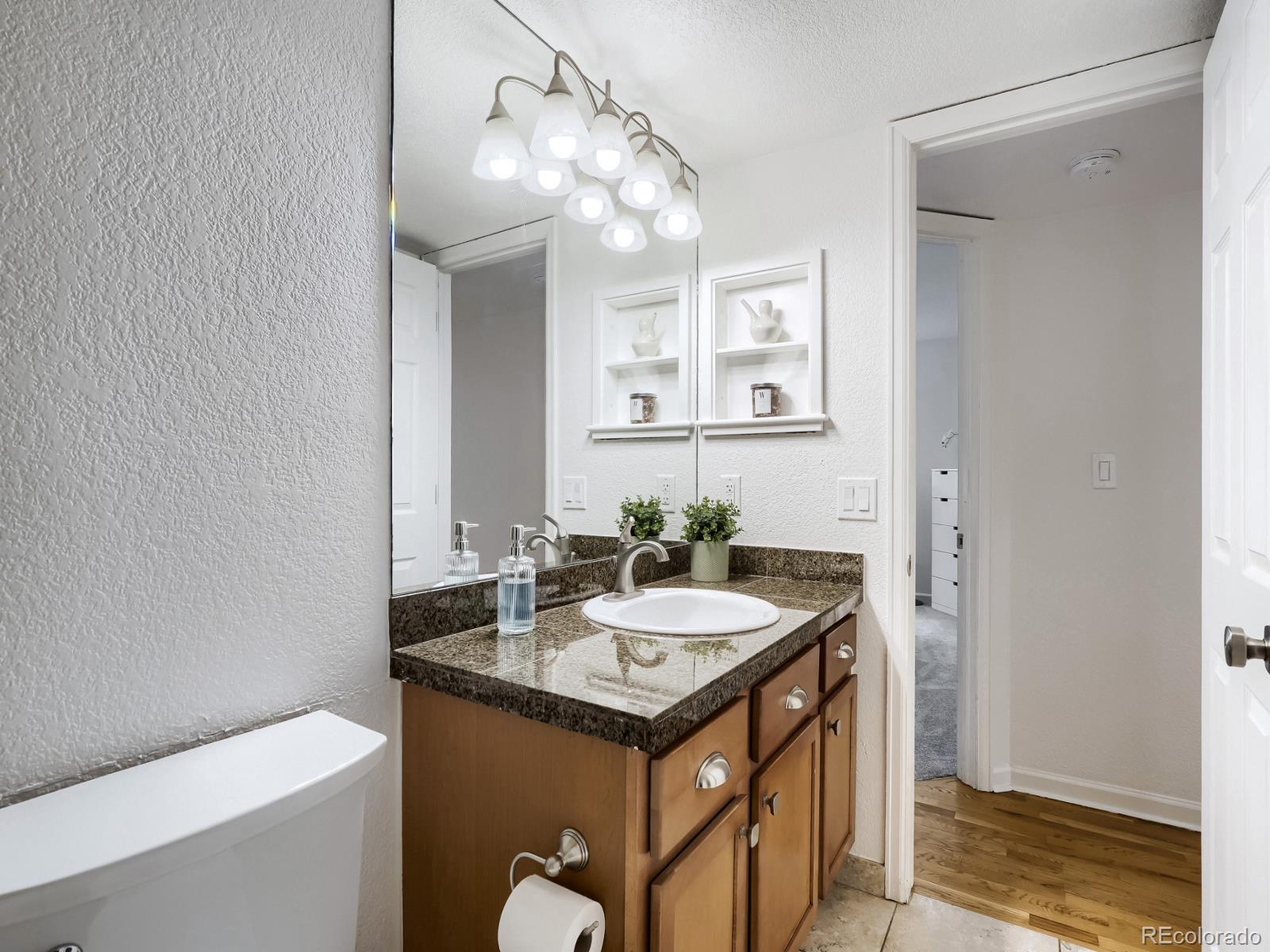 MLS Image #13 for 2199 s scranton way,aurora, Colorado