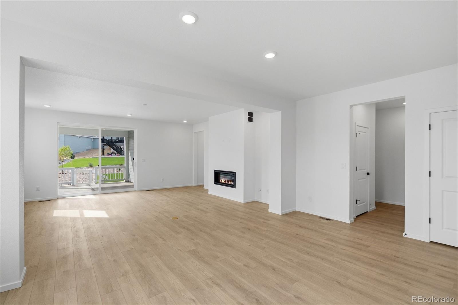 MLS Image #11 for 714  stillwell avenue,elizabeth, Colorado